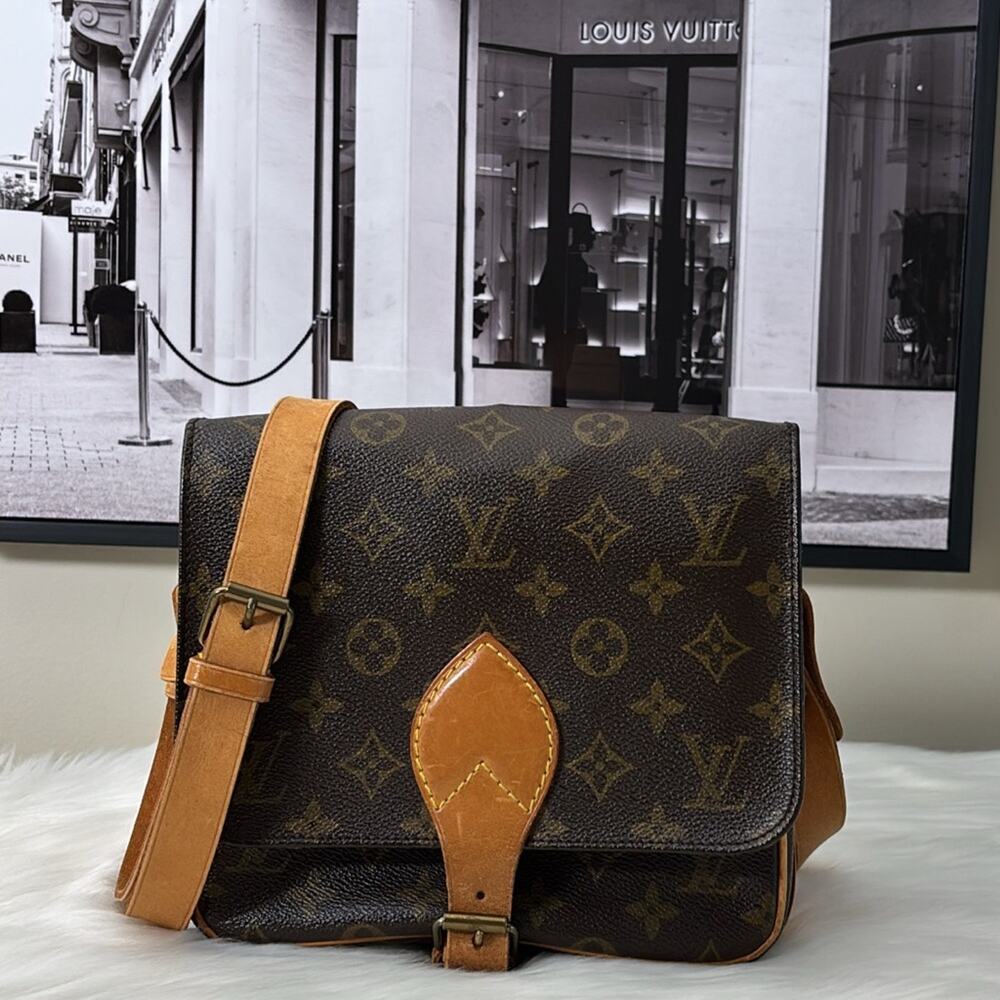 AUTHENTIC LOUIS VUITTON CARTOUCHIERE MM SHOULDER CROSSBODY BAG MONOGRAM 8904SL - Picture 3 of 14